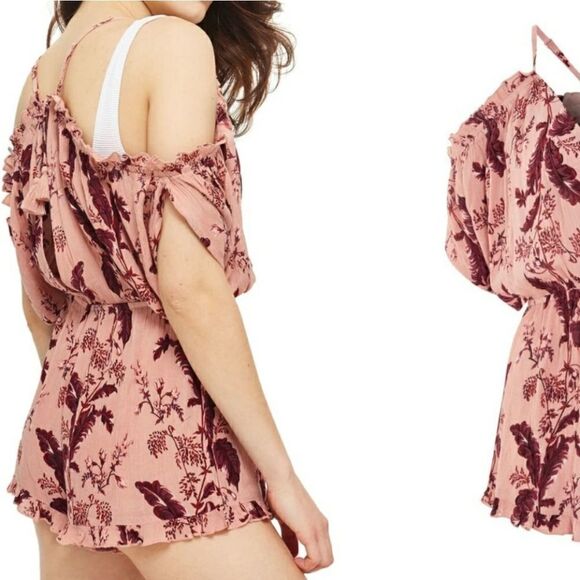 TOPSHOP Floral Cold Shoulder Romper - Picture 2 of 10